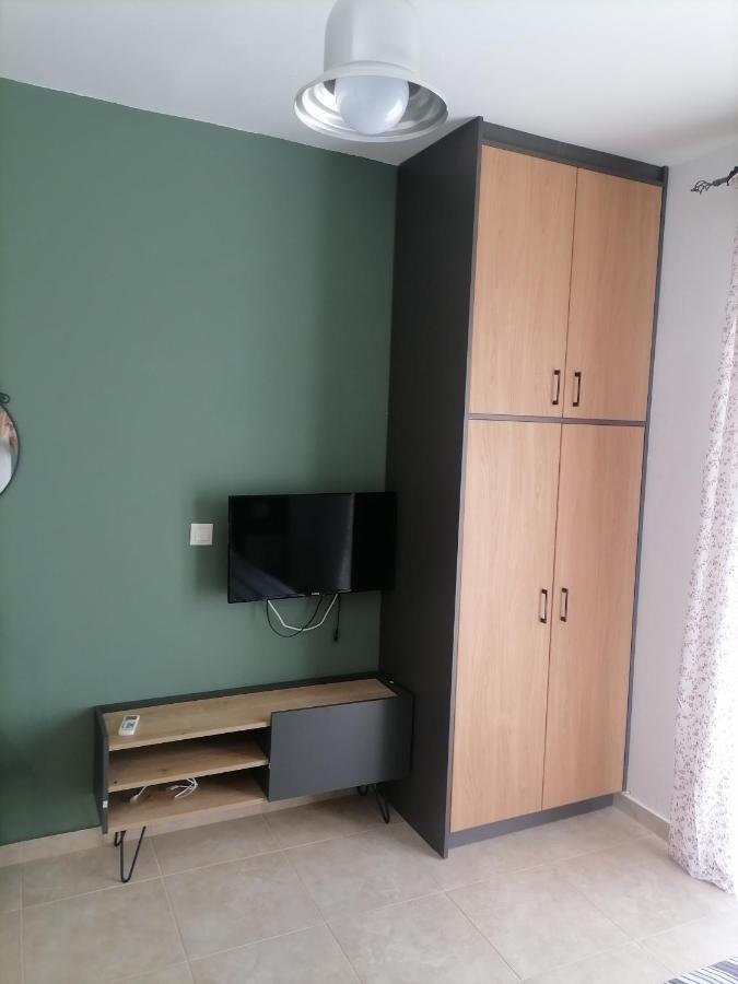 New-B Apartment Ierápetra Exteriör bild
